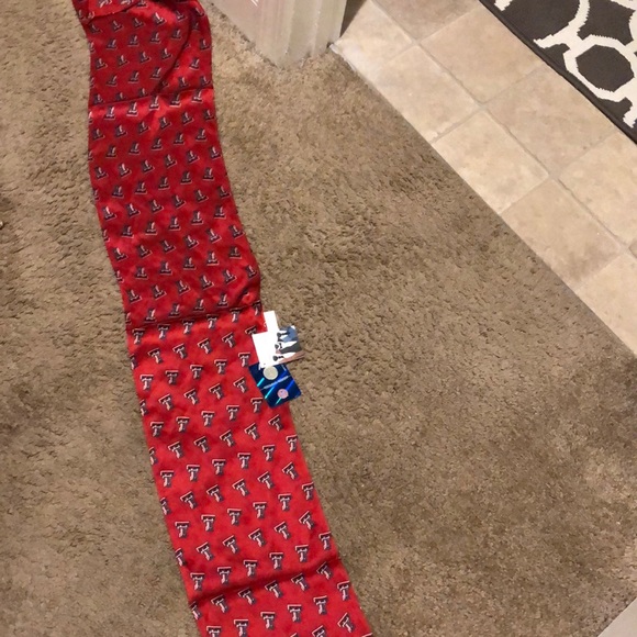 Men’s Silk varsity vests Texas Tech silk scarf - Picture 1 of 3